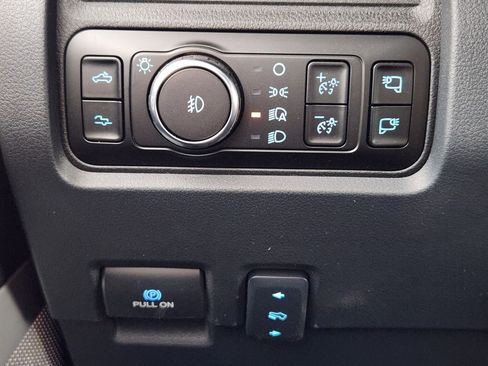 New 2026 Ford F350 Platinum w/ Tremor Off-Road Package AWD/4WD image 27