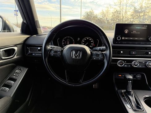 Used 2024 Honda Civic Sport image 18