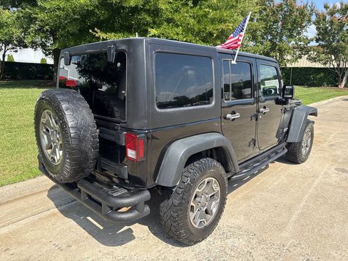 Used 2015 Jeep Wrangler Unlimited Rubicon w/ Dual Top Group AWD/4WD image 3