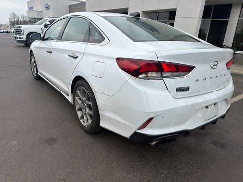 Used 2018 Hyundai Sonata Limited image 2