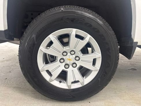 Used 2019 Chevrolet Colorado LT RWD image 30