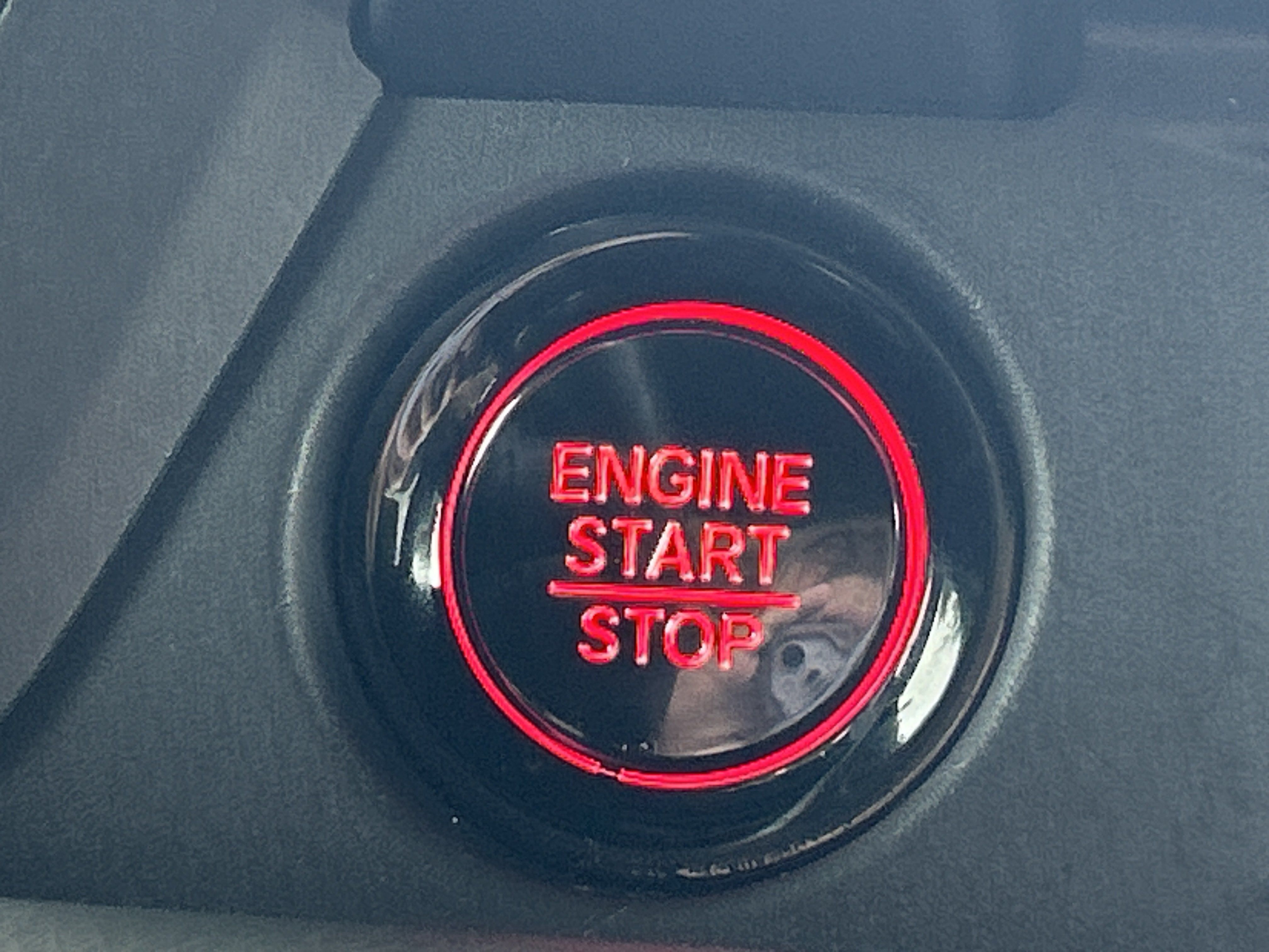 Certified 2025 Honda Pilot Black Edition image 15