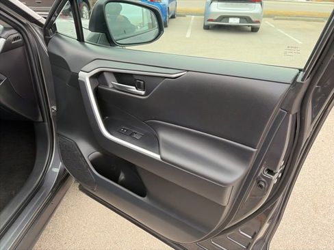 Used 2024 Toyota RAV4 XLE image 22