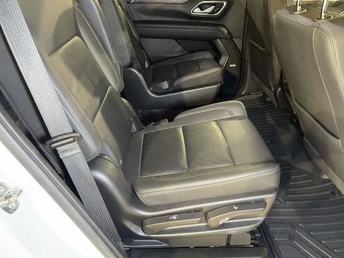 Used 2022 Chevrolet Tahoe LT w/ LT Signature Package AWD/4WD image 23