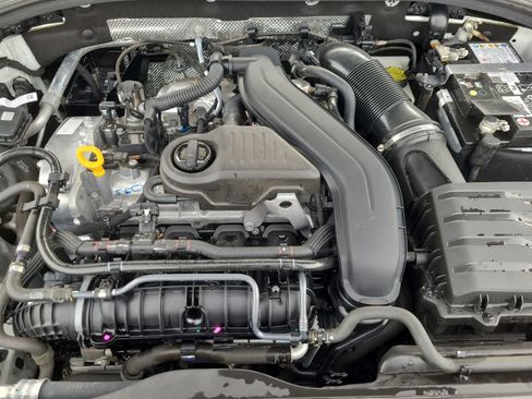 Used 2025 Volkswagen Jetta S image 17