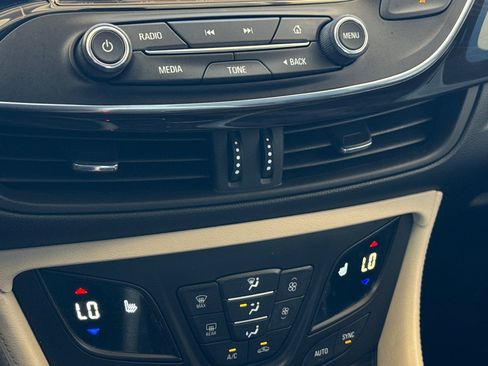 Used 2019 Buick Envision Preferred FWD image 20