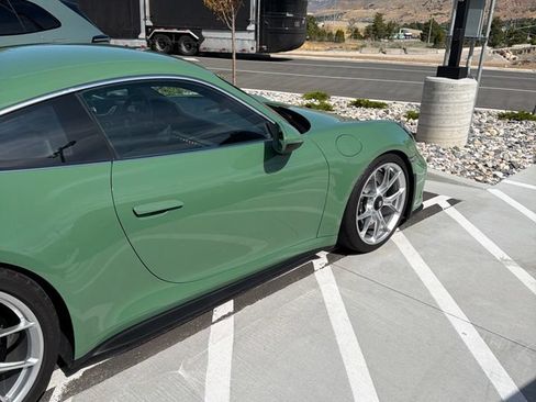 Certified 2022 Porsche 911 GT3 RWD image 13