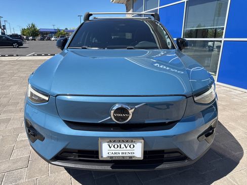 Used 2023 Volvo C40 P8 Recharge Ultimate image 6