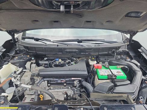 Used 2014 Nissan Rogue SL w/ SL Premium Package image 32