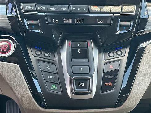 Used 2024 Honda Odyssey Elite image 30