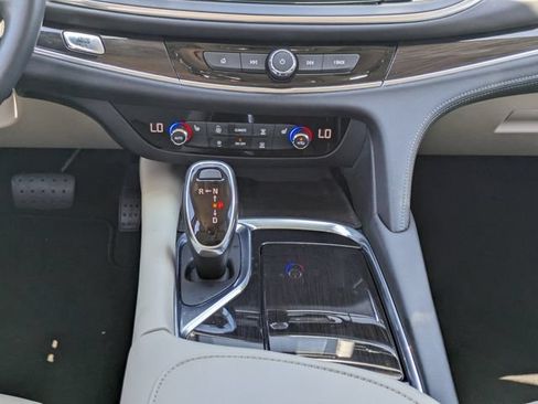 Used 2020 Buick Enclave Essence w/ Sound and Sites Package FWD image 20