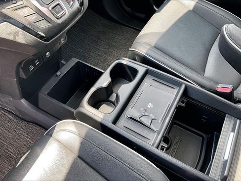 Used 2025 Honda Odyssey Touring image 15