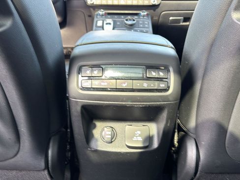 Used 2023 Hyundai Palisade Limited AWD/4WD image 24