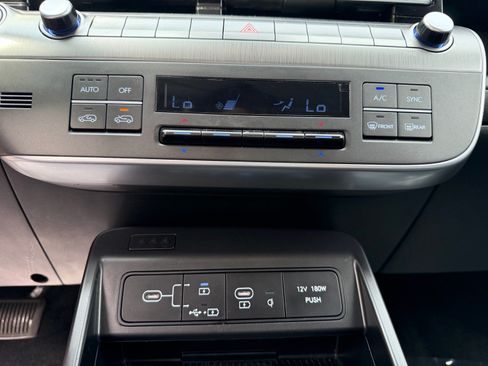 Used 2024 Hyundai Kona SEL w/ Convenience Package FWD image 35