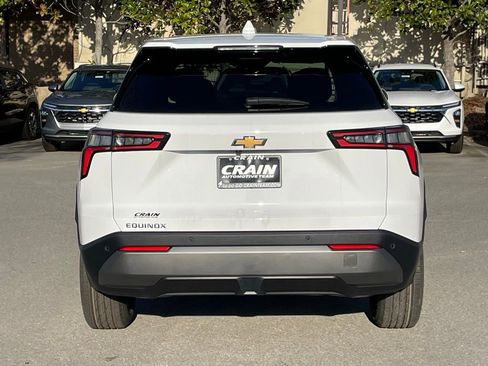 New 2026 Chevrolet Equinox LT image 6