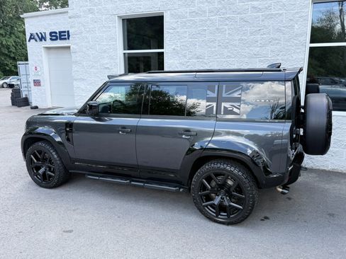 Used 2023 Land Rover Defender 110 Carpathian Edition AWD/4WD image 7