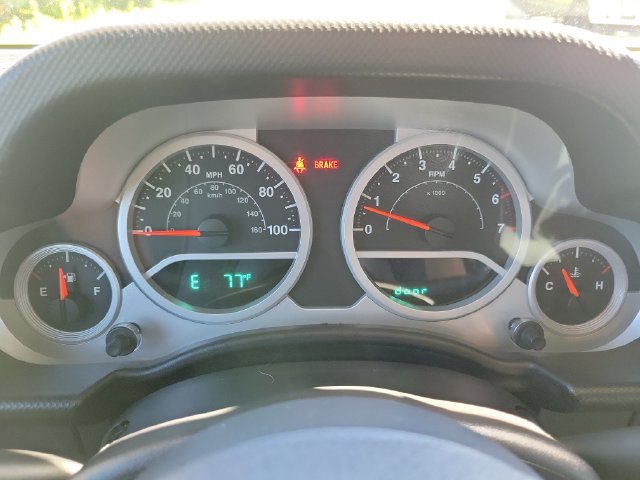 Used 2008 Jeep Wrangler Unlimited Sahara w/ Trailer Tow Group AWD/4WD image 21