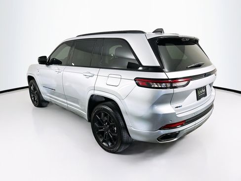 Used 2023 Jeep Grand Cherokee 30th Anniversary image 5