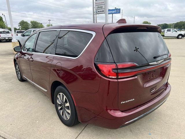 Used 2022 Chrysler Pacifica Limited FWD image 6