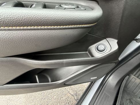 Certified 2024 GMC Terrain AT4 w/ Infotainment Package II AWD/4WD image 31