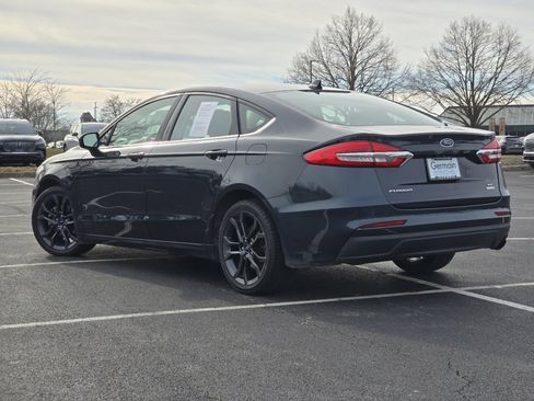 Used 2020 Ford Fusion SE image 15