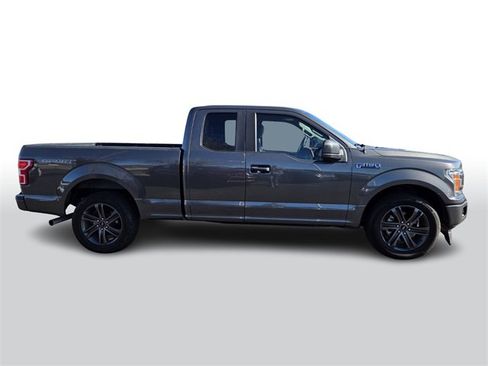 Used 2018 Ford F150 XL w/ Equipment Group 101A Mid image 3