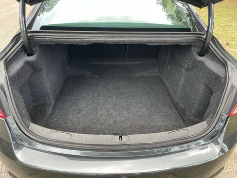 Used 2015 Chevrolet Impala LTZ image 15