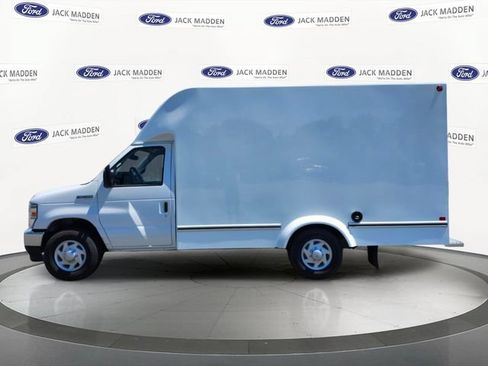 New 2027 Ford E-350 and Econoline 350 Super Duty w/ Power Equipment Group RWD image 2