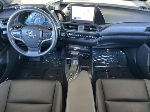 Used 2023 Lexus UX 250h FWD w/ Accessory Package (Z2) image 13