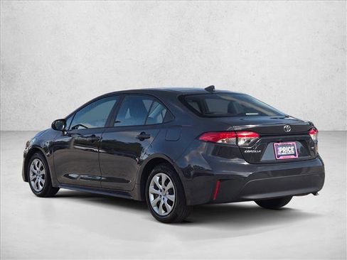 Used 2025 Toyota Corolla LE image 8