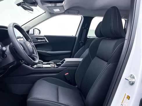 New 2025 Mitsubishi Outlander ES image 12