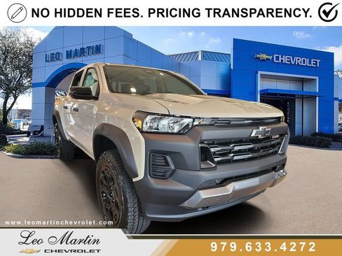 New 2026 Chevrolet Colorado Trail Boss AWD/4WD image 2
