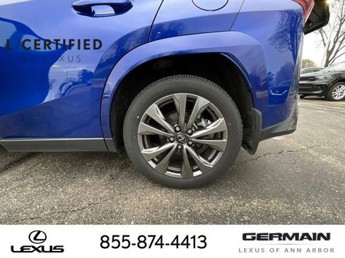 Used 2025 Lexus UX 300h AWD w/ Cold Area Package image 25