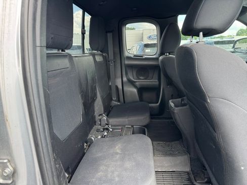 Certified 2021 Toyota Tacoma TRD Off-Road w/ Technology Package AWD/4WD image 25