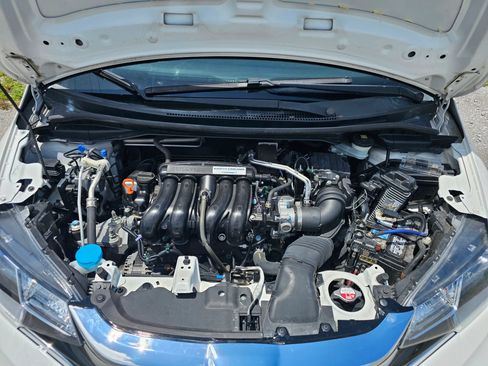 Used 2018 Honda Fit LX image 3