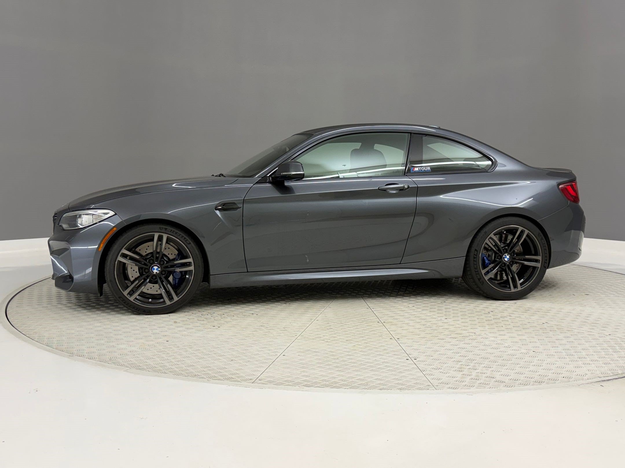 Used 2016 BMW M2 RWD image 2