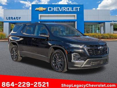Used 2023 Chevrolet Traverse RS