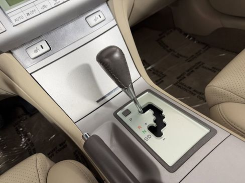 Used 2006 Toyota Solara SLE FWD image 35