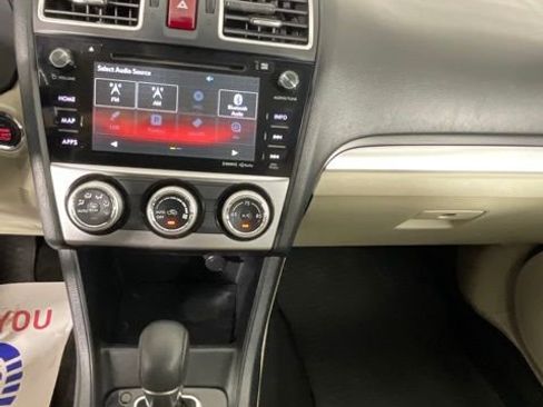 Used 2015 Subaru Crosstrek 2.0i Limited image 19