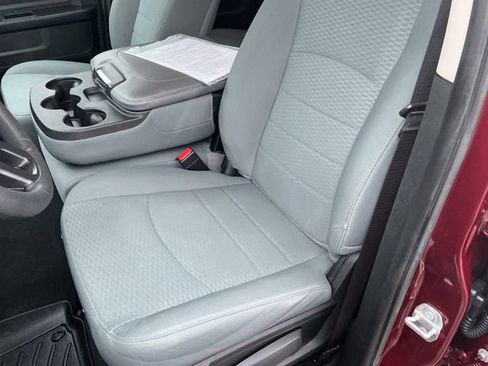 Used 2018 RAM 1500 Express image 34