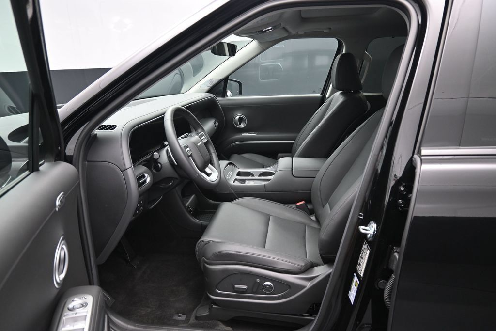 Used 2026 Hyundai Palisade Limited AWD/4WD image 9