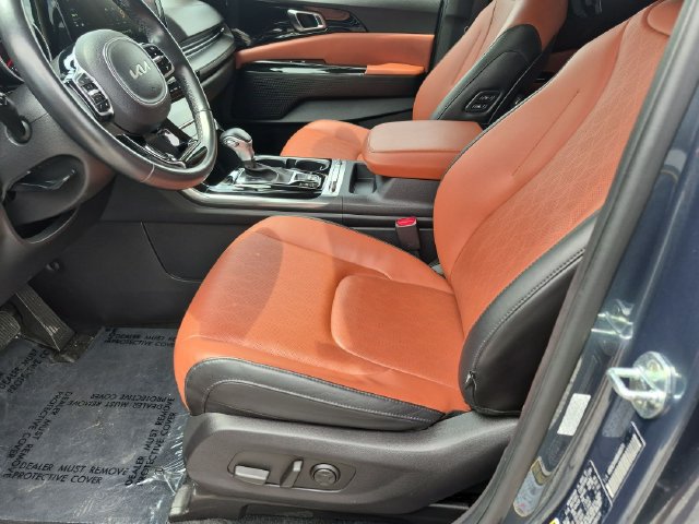 Used 2022 Kia Carnival SX FWD image 11