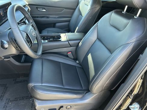 Certified 2025 Nissan Murano SV image 27