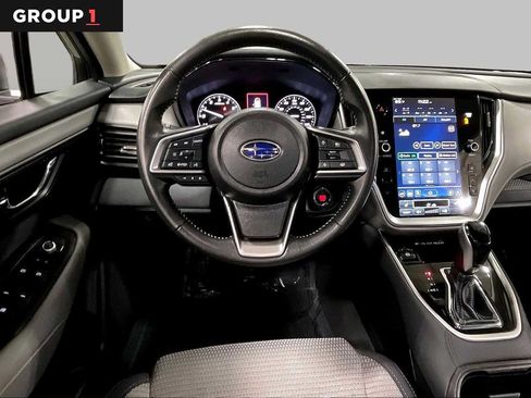Used 2024 Subaru Outback Premium AWD/4WD image 6