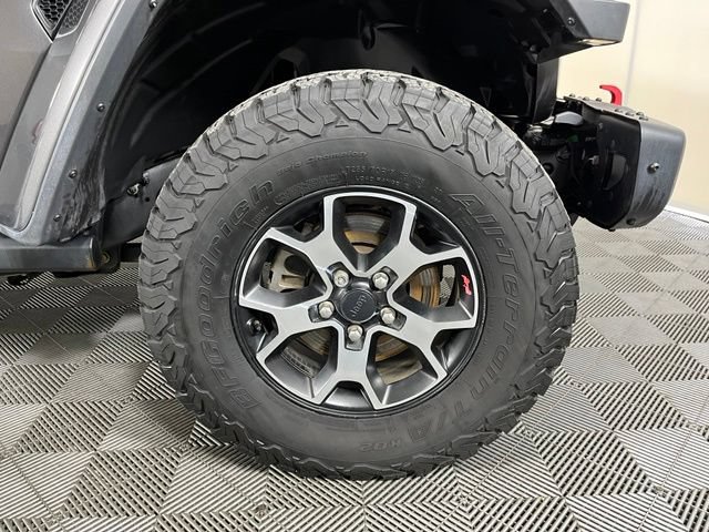 Used 2018 Jeep Wrangler Unlimited Rubicon w/ Dual Top Group AWD/4WD image 9