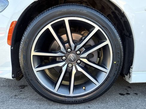 Used 2020 Dodge Charger R/T w/ Plus Group image 11