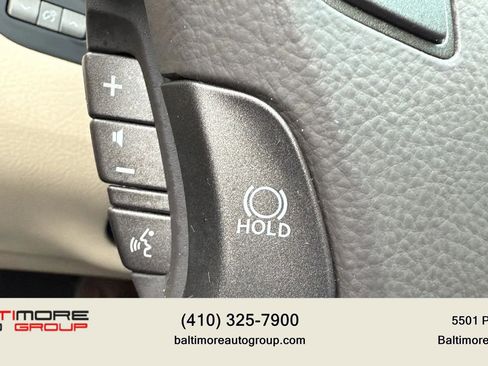 Used 2011 Lexus LS 460 w/ Comfort Pkg image 24