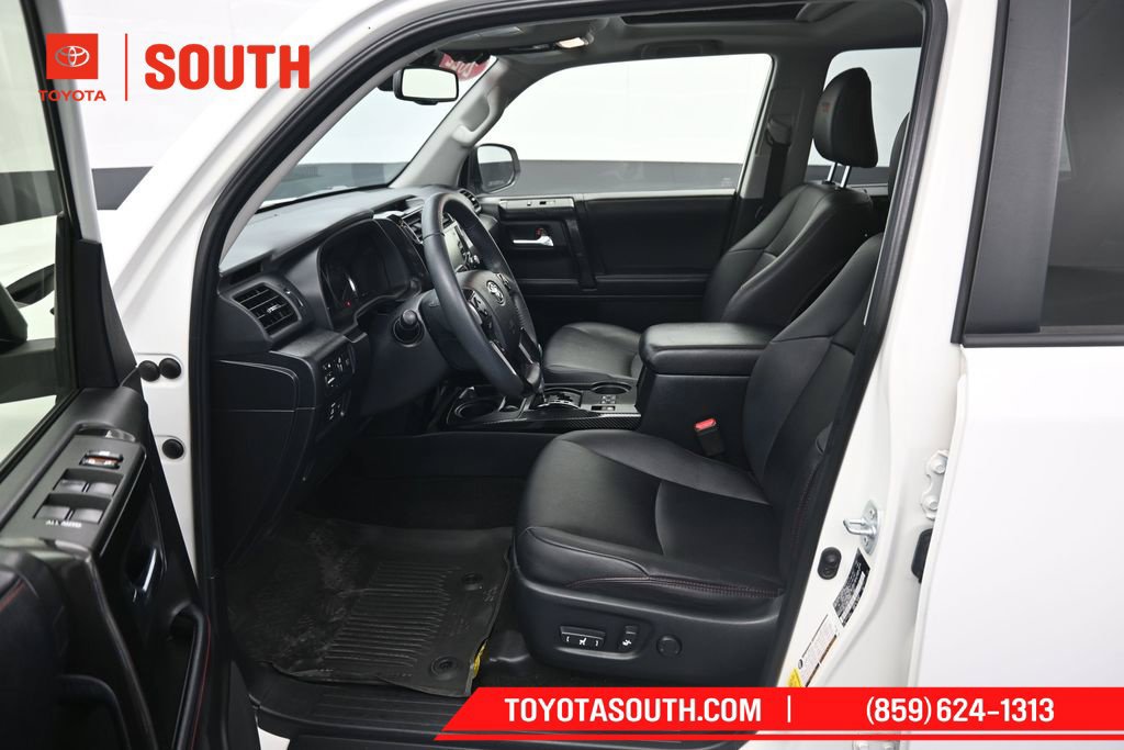 Used 2022 Toyota 4Runner TRD Off-Road Premium w/ Moonroof Package AWD/4WD image 9