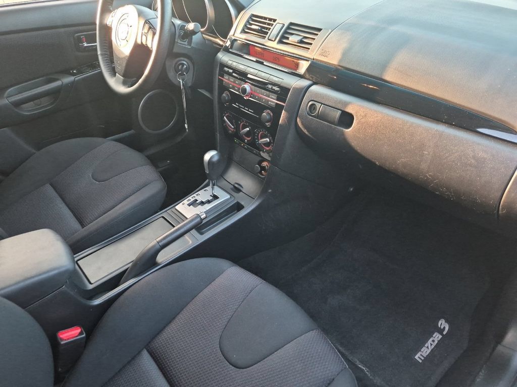 Used 2009 MAZDA MAZDA3 s Touring FWD image 15