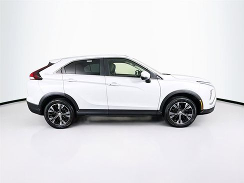 Used 2022 Mitsubishi Eclipse Cross SE image 8